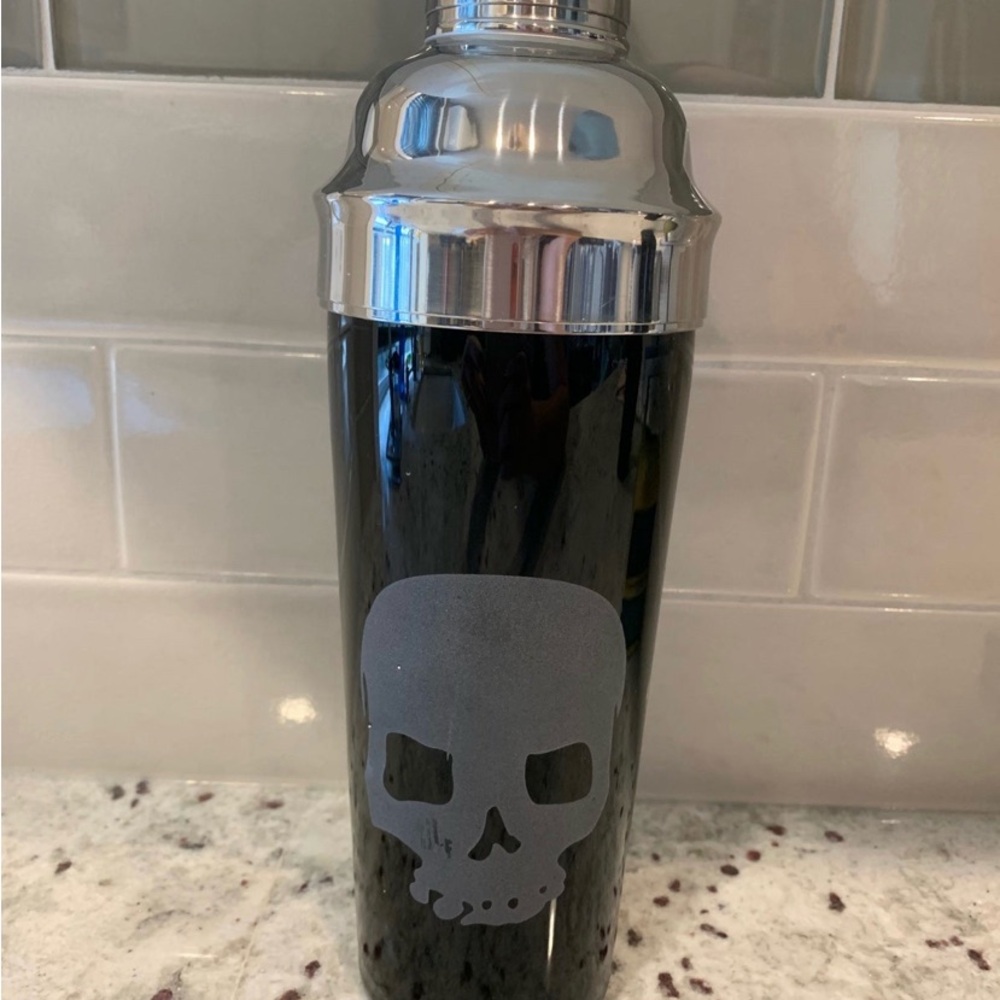 Retired Pottery Barn Etched Glass Skull Cocktail Shaker